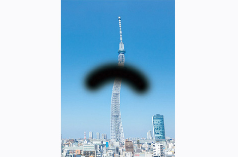 加齢黄斑変性の見え方（中心が黒く見える）